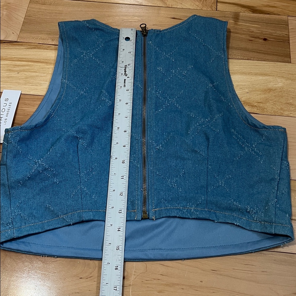 Kirious Los Angeles Denim Crop Top - Picture 5 of 11